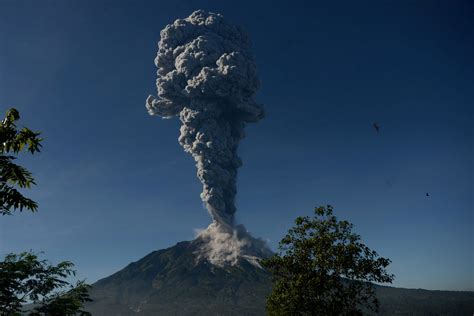 erupsi gunung merapi sumbar